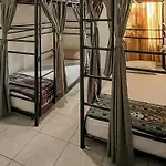 Oke Baik Hostel